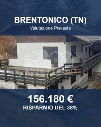 Immobile in asta di 150 m² con box auto a Brentoni