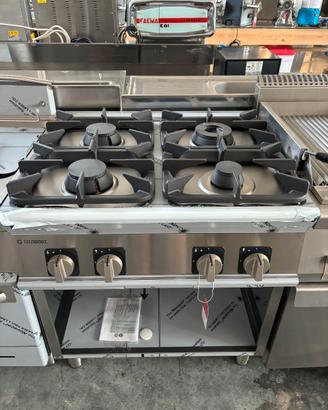 CUCINA GAS 4 FUOCHI CON GRIGLIE IN GHISA FREESTAND