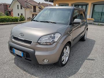 KIA SOUL Crdi