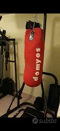 Supporto autoportante sacco da boxe