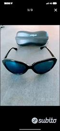 Vogue. Occhiali  da sole Donna