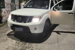 Nissan navara pick-up  d 40 double cab