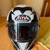 Casco Airoh helmet