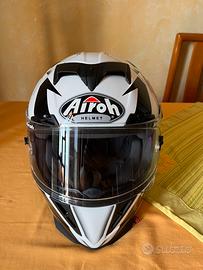 Casco Airoh helmet