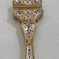 Portaforbicino vintage in madreperla