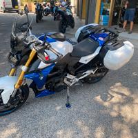 BMW f900r