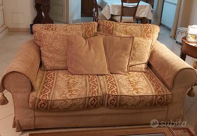 Divano 2 posti