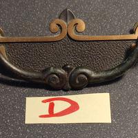 Maniglia snodata D mobili antichi con base piastra