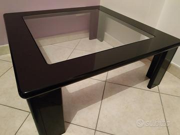 Tavolino da salotto quadrato