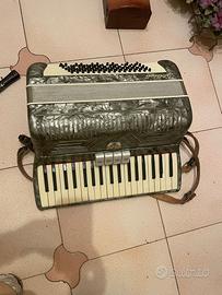 Fisarmonica Ariston Castelfidardo 80 bassi