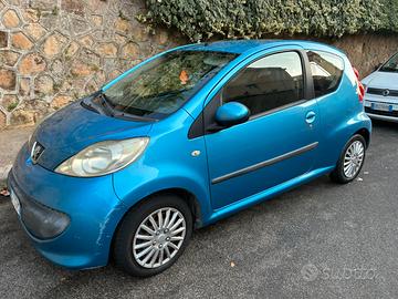 PEUGEOT 107  CAMBIO AUTOMATICO