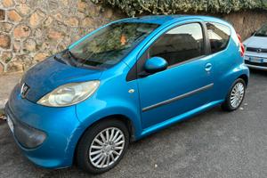 PEUGEOT 107  CAMBIO AUTOMATICO