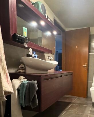 Mobile bagno sospeso