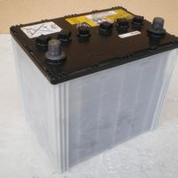 Batteria auto yuasa 12volts 65ah