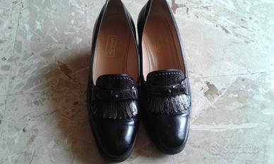 Scarpe vera pelle verniciata e gomma Nicolette 40