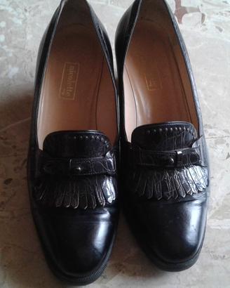 Scarpe vera pelle verniciata e gomma Nicolette 40