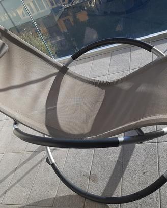 sedia a dondolo da esterno