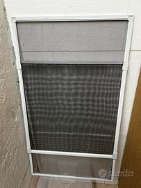 Zanzariera per finestra scorrevole estensibile