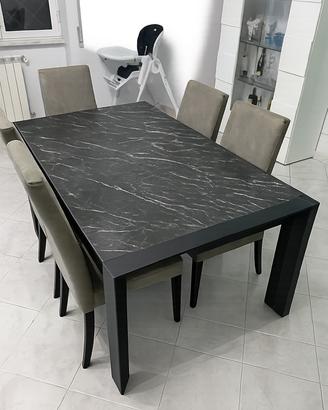 Tavolo allungabile effetto Marmo + 6 Sedie