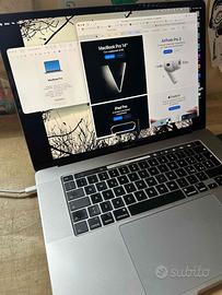 MacBook Pro 2,6 GHz 16" Intel Core i7 6 core 2019