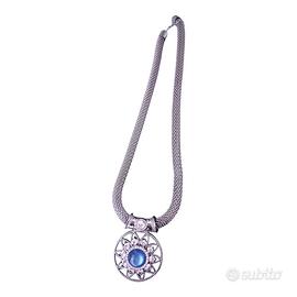 Collana color argento con pietra azzurra