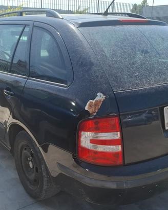 SKODA FABIA per ricambi usati