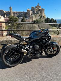 MV AGUSTA BRUTALE 800rr SCS