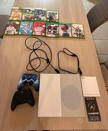 Xbox One S 500GB + 2 Controller + 10 giochi