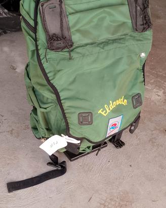 ZAINO TREKKING con sacco a pelo NON trattabile 