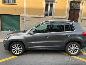 Volkswagen Tiguan 2.0 tdi bm Sport&Style 110cv