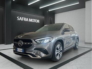 Mercedes-Benz GLA 200 d Automatic Progressive...
