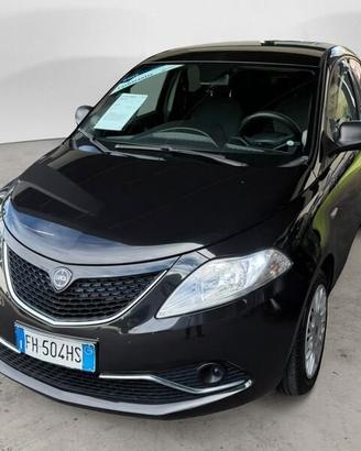 Lancia Ypsilon 1.2 Silver ecochic Gpl 69cv