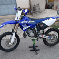 YZ 125 42 ore da prima accensione ANCHE PERMUTE