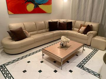 Divano in vera pelle