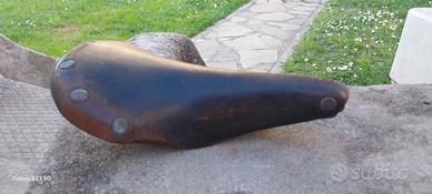 SELLA CORSA BROOKS PROFESSIONAL 