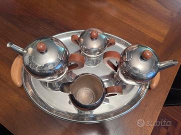 Set completo Alessi linea Bombé, anni ‘80