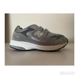 New Balance 990V6 hood and loop bambino