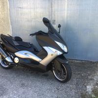 Yamaha T Max - 2011