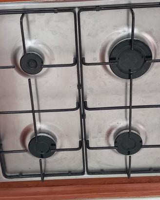 piano cottura standard4 fornelli  Beko 