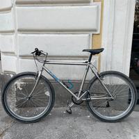Bicicletta MTB Lazzaretti
