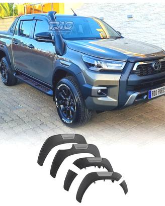 PARAFANGHI PASSARUOTA TOYOTA HILUX REVO 16-21