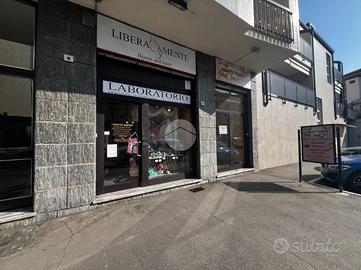 NEGOZIO A NICHELINO