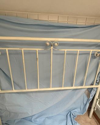 Letto in ferro battuto artigianale