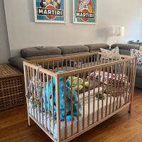 Lettino Ikea con materasso, cuscino e paracolpi