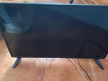 Tv smart tech 32 pollici