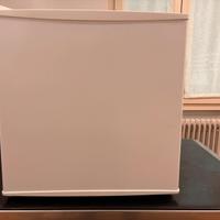 FRIGORIFERO nuovo mai usato