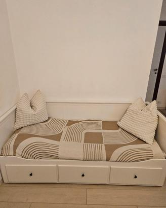 Letto Ikea Hemnes