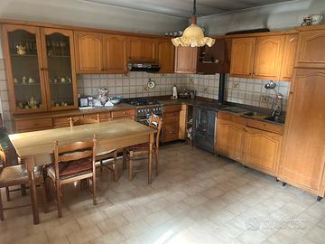 Cucina in legno