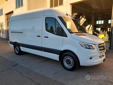 Mercedes Benz Sprinter 317 F 37/35 Automatic IVA E