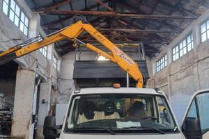 Iveco Daily 60C18 ribaltabile trilaterale con gru